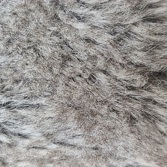 TJ Maxx Reversible Faux Fur Open Front Vest Jacket in Tan/Pink - Picture 12 of 17